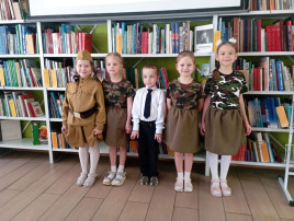"Голову склоню у обелиска" "Голову склоню у обелиска".